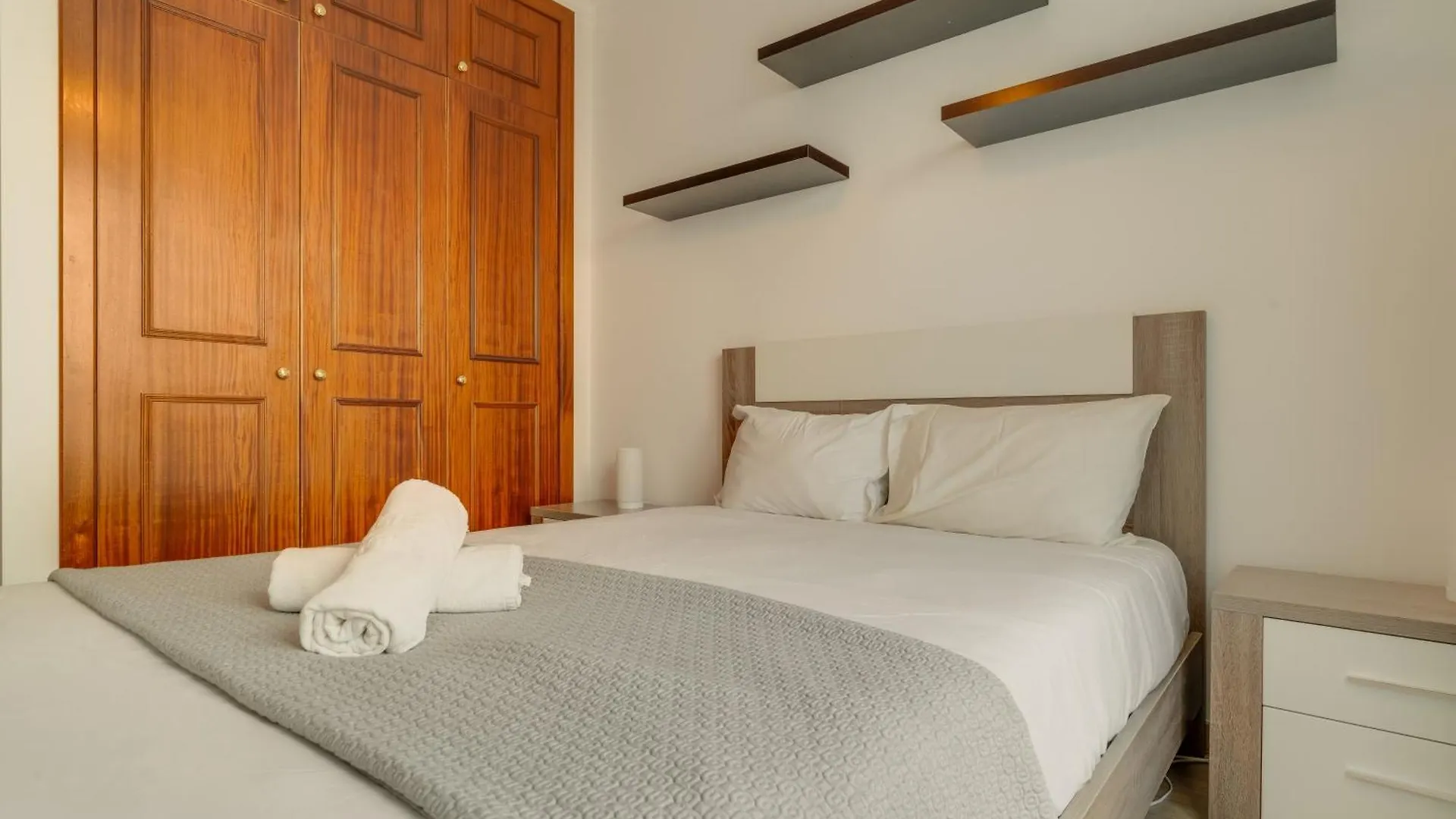 Steven Apartment By Holiday Rental Madeira Caniço
